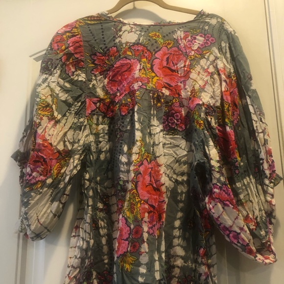 Blouse - Picture 3 of 4